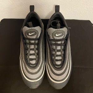 Gently Worn Air Max 97 - Black & Gray